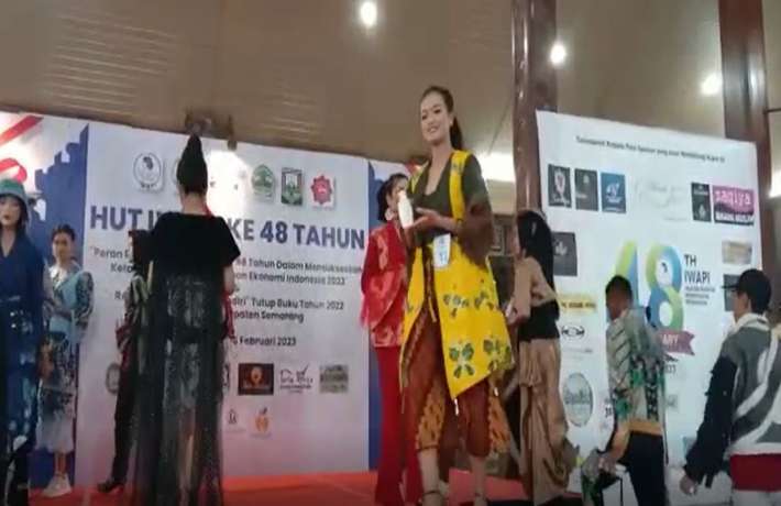 SMK Tarunatama di HUT Ikatan Wanita Pengusaha Indonesia